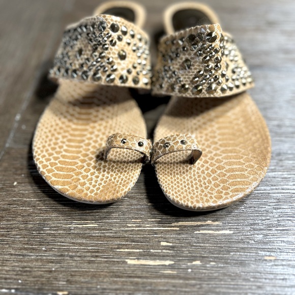 Carlos Santana Ring Toe Leather Sandals size 7 - Picture 4 of 9